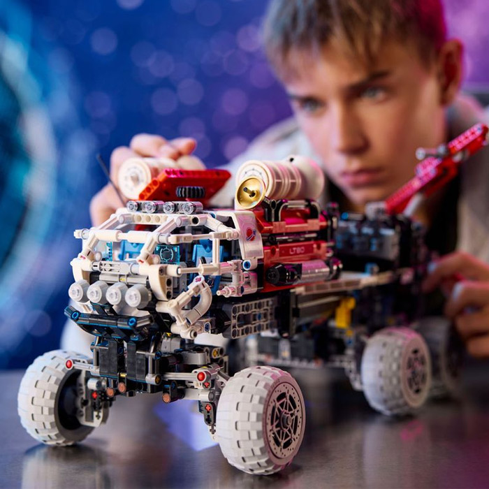Lego Technic Space 42180