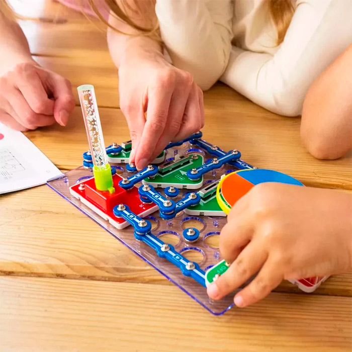 Constructor Doka (24 scheme) D70700