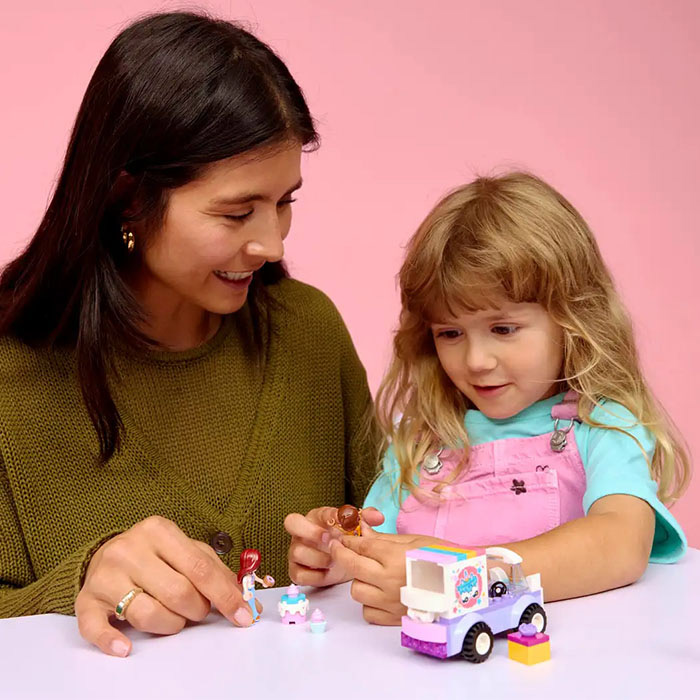 Lego Friends Masina-unicorn pentru livrare 42675