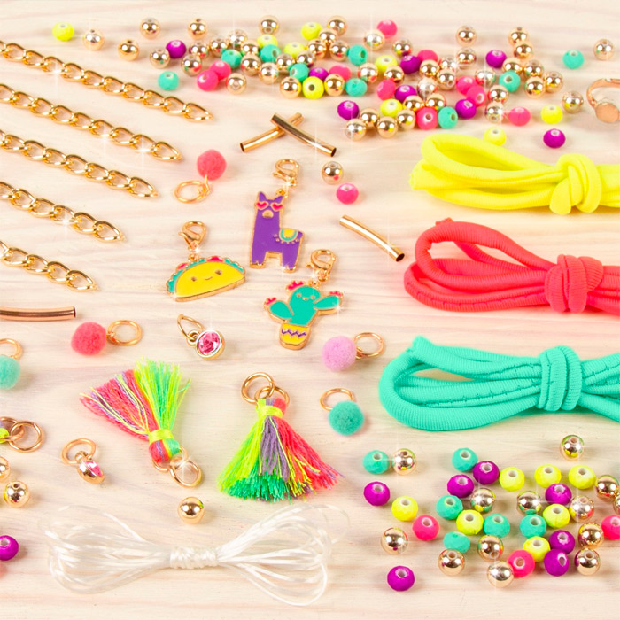 Set pentru crearea bratarii 1313